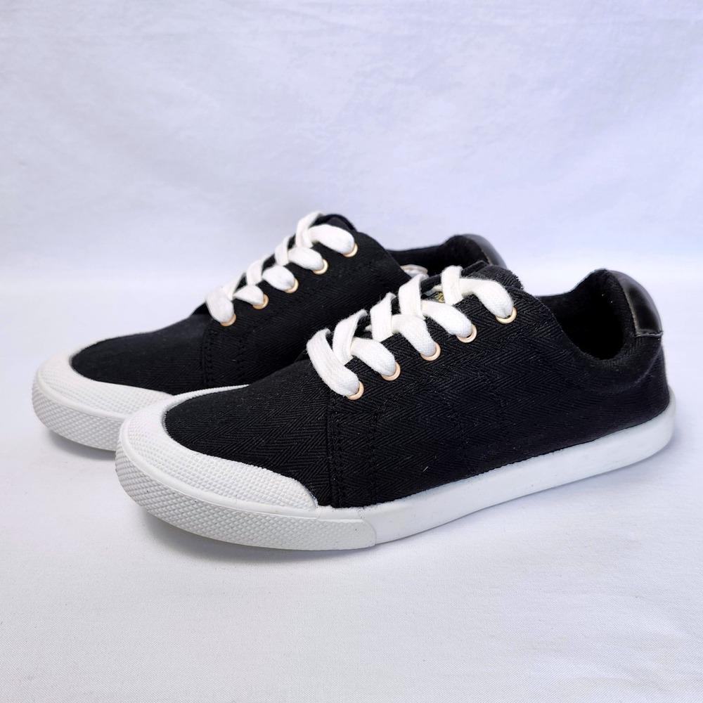 NEW ROXY PIERVIEW CANVAS LACE UP SNEAKERS LOW TOP SHOES WOMENS 6‎ BLACK WHITE